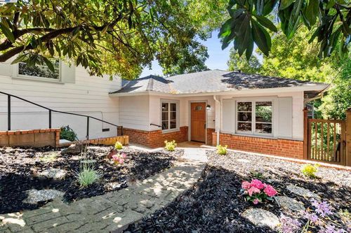 2593 El Caminito, Oakland, CA, 94611-3007 | Card Image