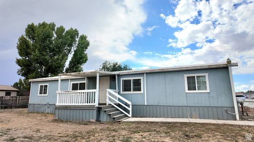 330 E 600 S, Roosevelt, UT, 84066-3308 | Card Image