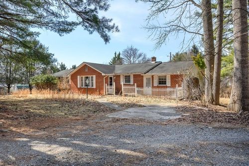 53 Woodberry Ln, Galax, VA, 24333 | Card Image