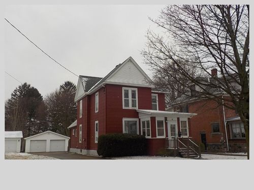 35 Robinson Street, North East, PA, 16428 | Card Image