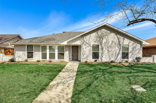 1865 Green Ridge Dr, Carrollton, TX, 75007-5223 | Card Image