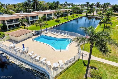 apt-c7-1155 Sandpiper St, NAPLES, FL, 34102-0540 | Card Image