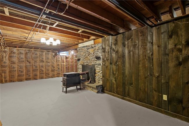 50 Liberty Rd, House other with 3 bedrooms, 2 bathrooms and 6 parking in Slocum RI | Image 35