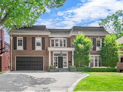 198 Old Forest Hill Rd, Toronto, ON, M6C2G9 | Card Image