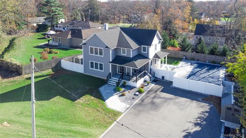 7 Jackson St, Nesconset, NY, 11767-2606 | Card Image