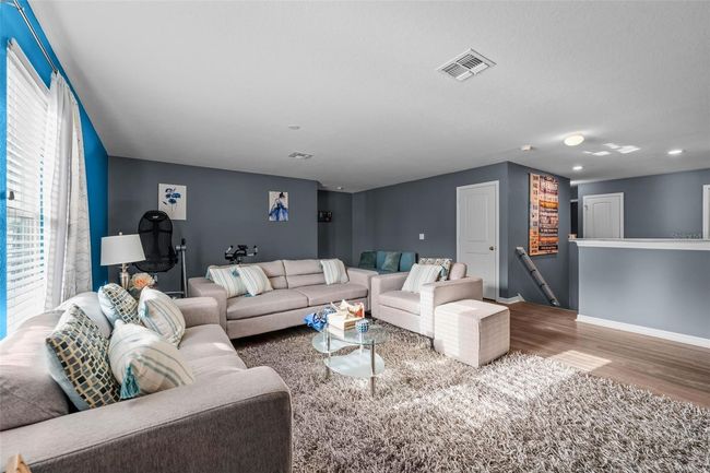 4248 Moon Shadow Loop, House other with 5 bedrooms, 4 bathrooms and null parking in MULBERRY FL | Image 6
