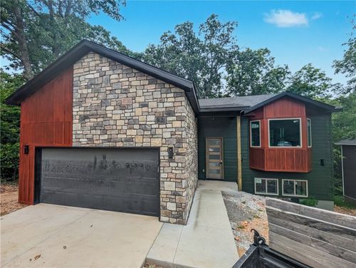 17 Burnham Dr, Bella Vista, AR, 72715-5311 | Card Image