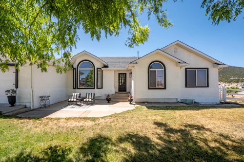865 W Old Highway 91, Parowan, UT, 84761-7725 | Card Image
