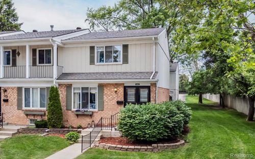 1882 Wickham St, Royal Oak, MI, 48073-1162 | Card Image