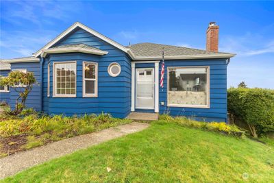 1511 Rainier Street, House other with 2 bedrooms, 1 bathrooms and 2 parking in Steilacoom WA | Image 2