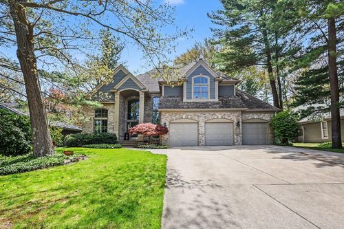 16012 Baird Dr, Spring Lake, MI, 49456-2304 | Card Image