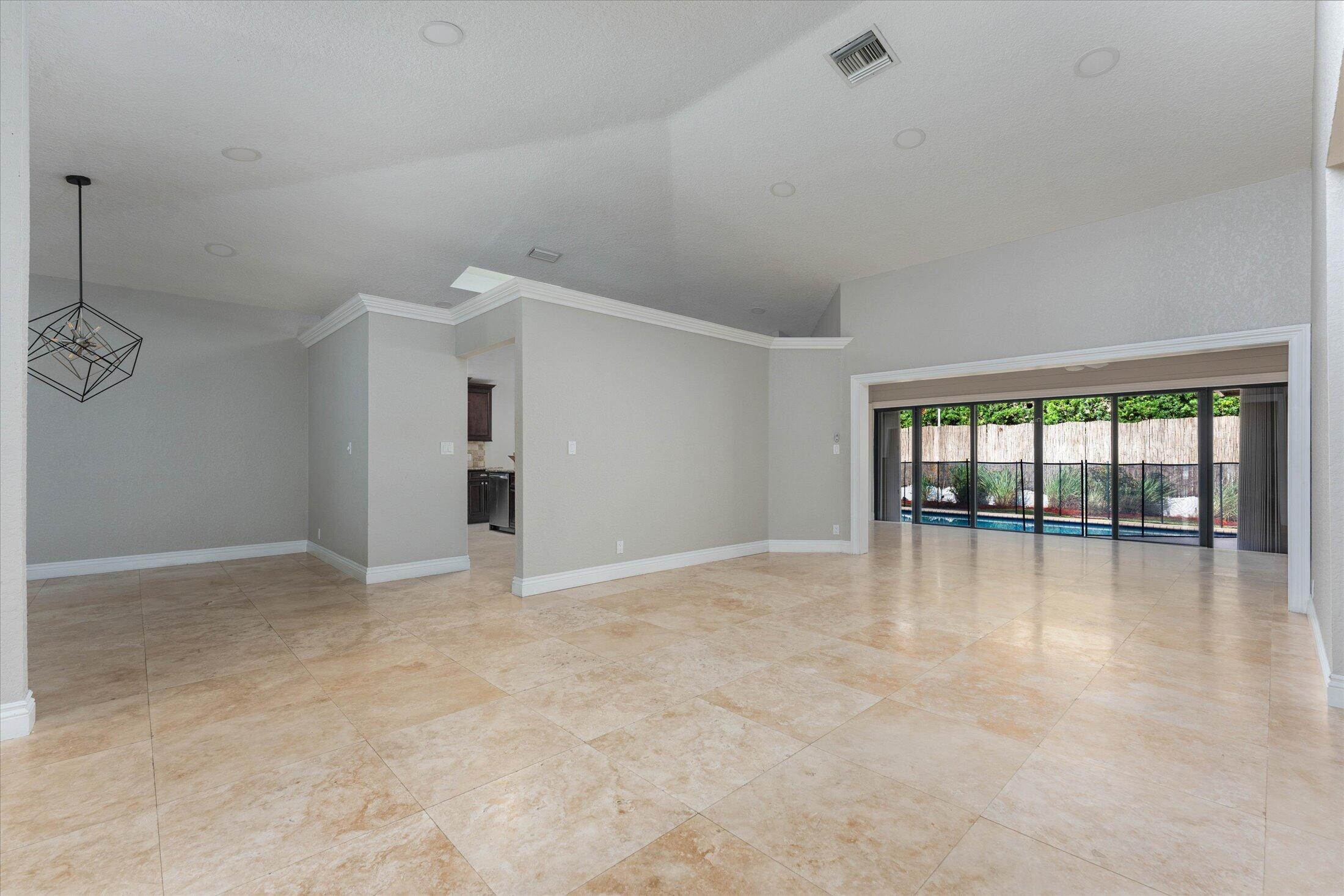 Residential Lease in Boca Raton 3