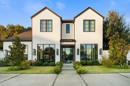 3771 Almazan Dr, Dallas, TX, 75220-4930 | Card Image