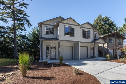 1455 Se Marine Ave, Lincoln City, OR, 97367 | Card Image