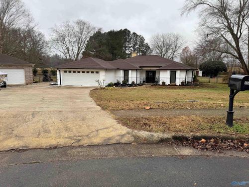 104 Beatrice Ln, Harvest, AL, 35749-9112 | Card Image