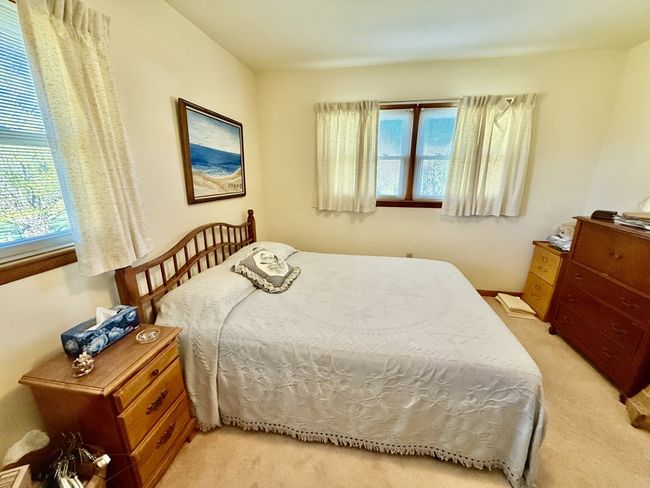 186 Summit Dr, Home with 3 bedrooms, 2 bathrooms and null parking in Peterstown WV | Image 48