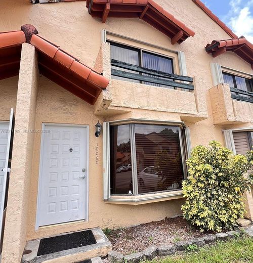 10068 Sw 77th Ct, Miami, FL, 33156-2673 | Card Image