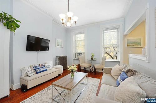 1228 Park Ave, Hoboken, NJ, 07030-4411 | Card Image