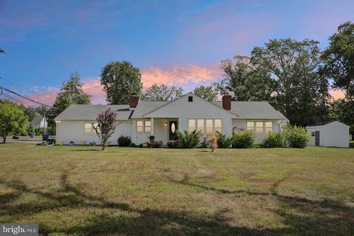 601 S Church St, Mount Laurel, NJ, 08054-1301 | Card Image