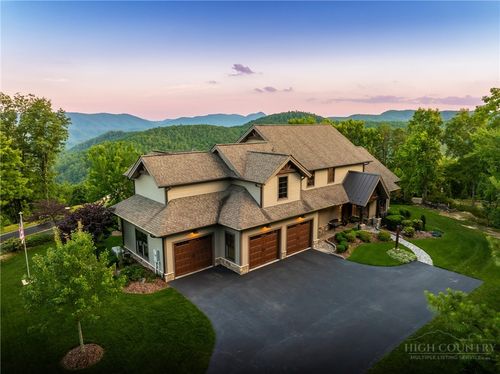 2274 Reynolds Pkwy, Boone, NC, 28607-5521 | Card Image