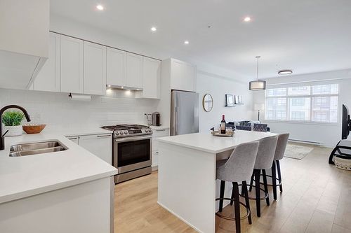 330-5415 Brydon Cres, Langley, BC, V3A0N4 | Card Image