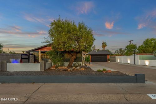 4937 N 82nd St, Scottsdale, AZ, 85251-1753 | Card Image