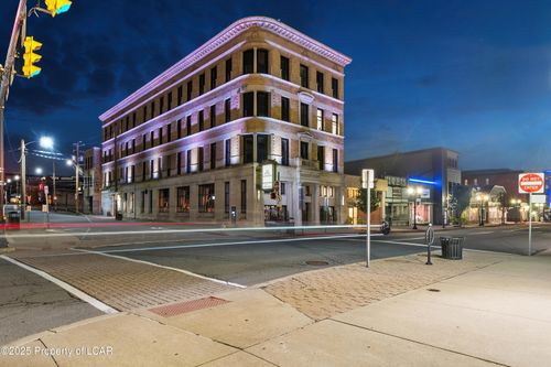 2 S Main St, Pittston, PA, 18640-1712 | Card Image