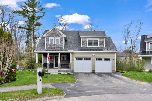 5 Franklin Cir, Cape Elizabeth, ME, 04107-9712 | Card Image