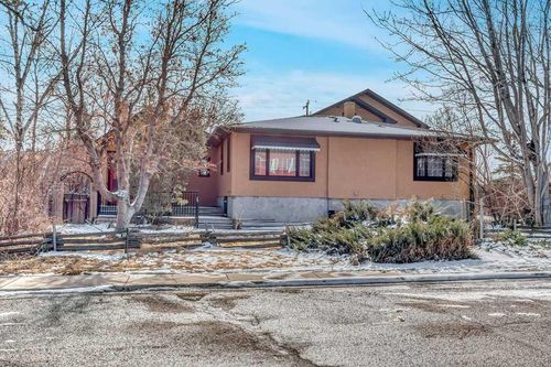 229 5 Avenue, Strathmore, AB, T1P1B7 | Card Image