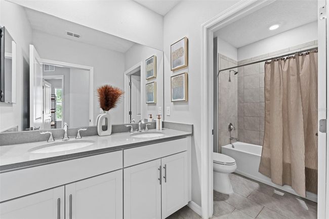 Bathroom 3 | Image 29
