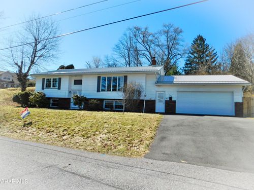 300 Wordsworth Ave, Altoona, PA, 16602-3137 | Card Image