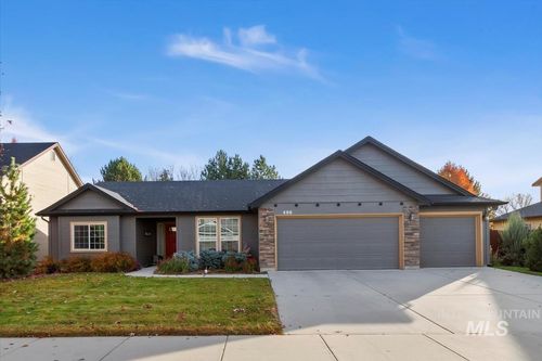 496 N Carswell Way, Star, ID, 83669-5075 | Card Image