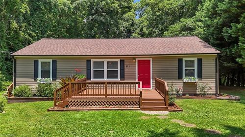 a-111 Drewsbury Dr, Greensboro, NC, 27455-2633 | Card Image