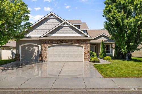 333 S Fernan Lake Way, Star, ID, 83669-5771 | Card Image