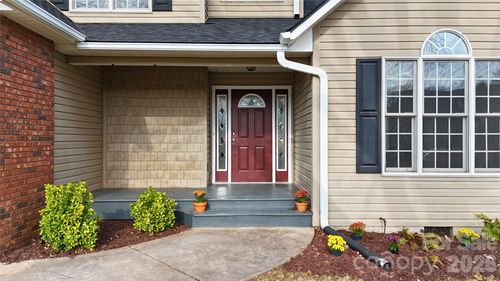 23 Westmont Dr, Asheville, NC, 28806-5100 | Card Image