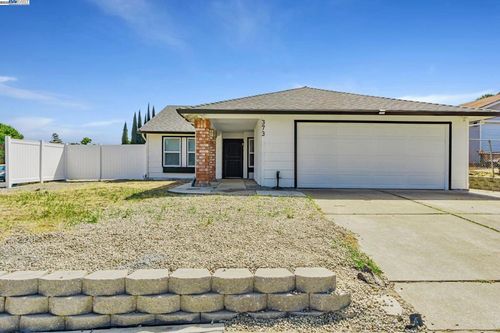 373 Morningstar Ct, Pittsburg, CA, 94565-3620 | Card Image