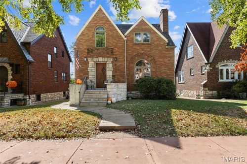 6210 Walsh St, Saint Louis, MO, 63109-3139 | Card Image