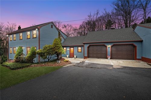 24 Bell Schoolhouse Rd, Richmond, RI, 02892-1010 | Card Image