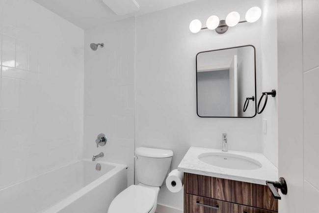 56 Macewan Meadow Way Nw, House other with 3 bedrooms, 3 bathrooms and 4 parking in Calgary AB | Image 14
