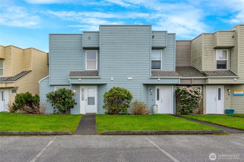 apt-15-1728 Edwards Dr, Point Roberts, WA, 98281-8598 | Card Image
