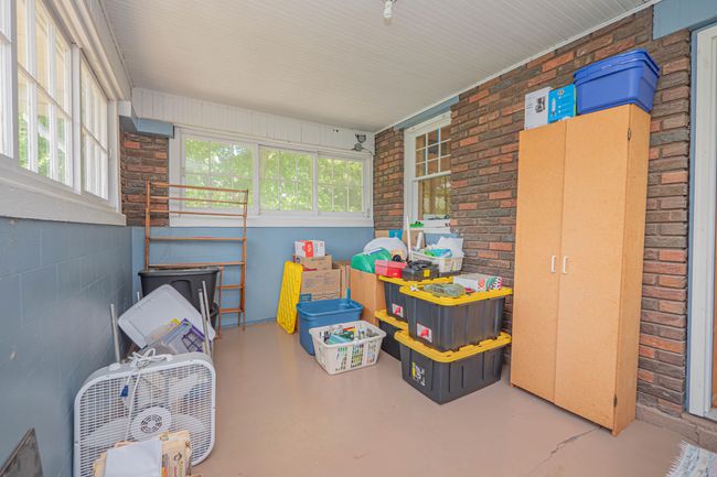 409 E Elm St, House other with 3 bedrooms, 2 bathrooms and null parking in Huntsville MO | Image 17