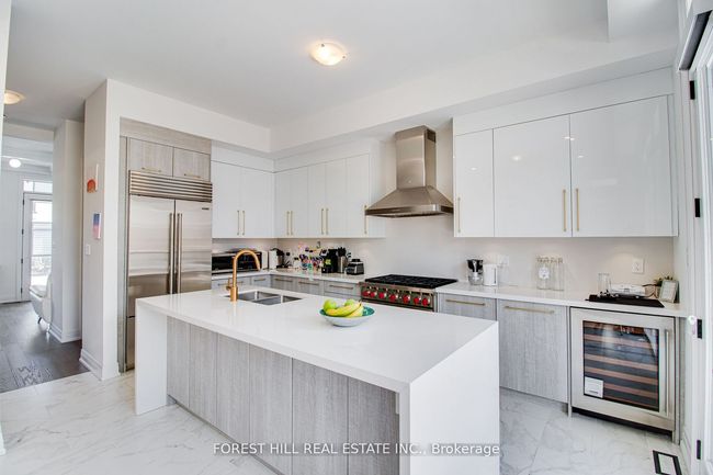 38 Chiara Rose Lane, House attached with 4 bedrooms, 5 bathrooms and 1 parking in Richmond Hill ON | Image 9