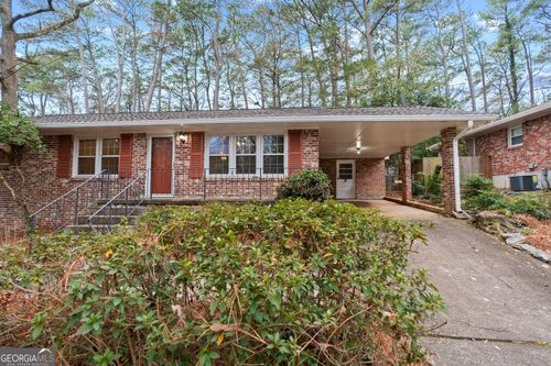 2630 Warwick Cir Ne, Atlanta, GA, 30345-1634 | Card Image