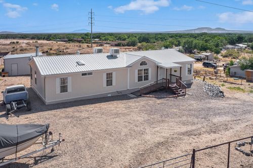 6 Vista Del Rio, Peralta, NM, 87042-4800 | Card Image