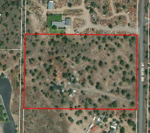 3295 Ne 37th St, Redmond, OR, 97756-9795 | Card Image