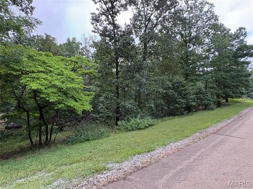 7038 Lake Point Cir, Perryville, MO, 63775-6644 | Card Image