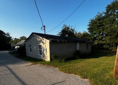 13 Clark St, Dry Ridge, KY, 41035-7431 | Card Image