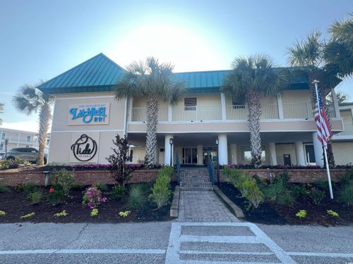 210-1 Norris Dr, Pawleys Island, SC, 29585-5582 | Card Image