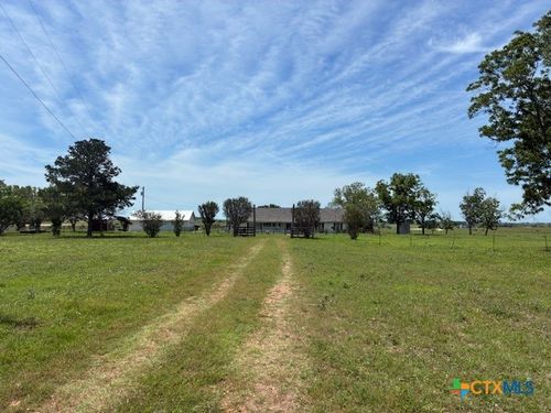 1997 Martinez Rd, Yoakum, TX, 77995-6356 | Card Image