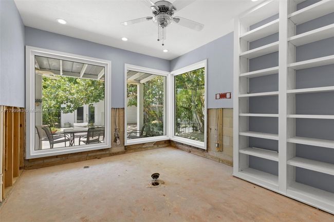 163 Barbados Ave, House other with 4 bedrooms, 2 bathrooms and null parking in Tampa FL | Image 8